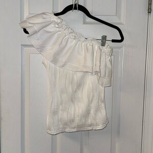 One shoulder white shirt